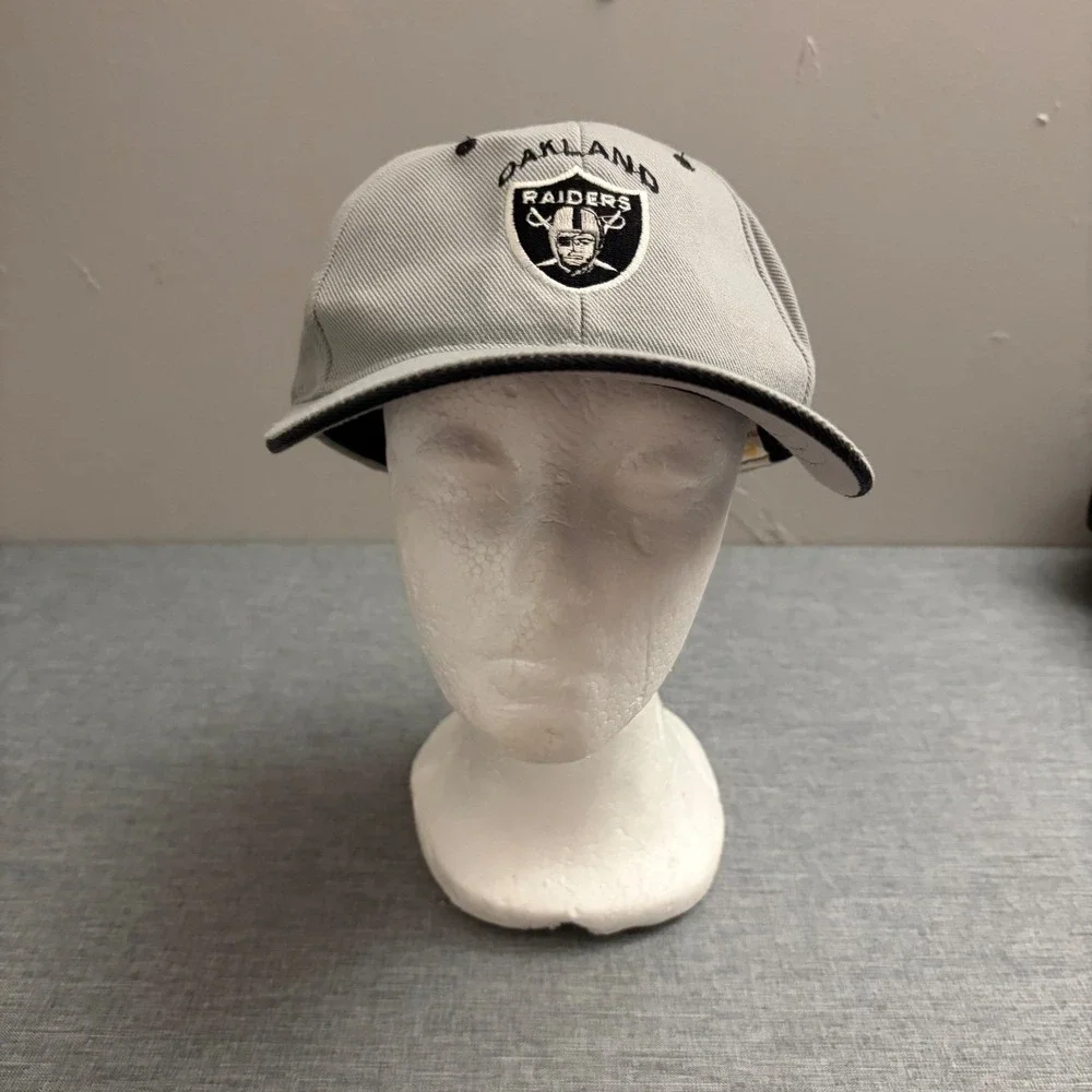 Oakland Raiders Hat Men OSFM‎ Grey Vintage 90s NFL Football Embroidered Cap